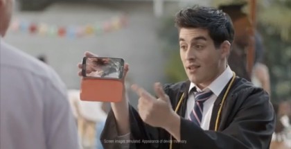 iPhone users amazed by GS4 on the Samsung Galaxy S4 commercial [Video]