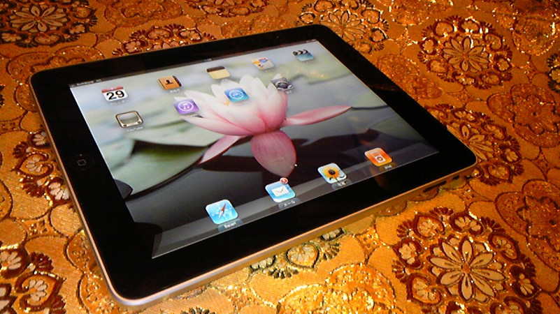 tablet vs laptop comparison