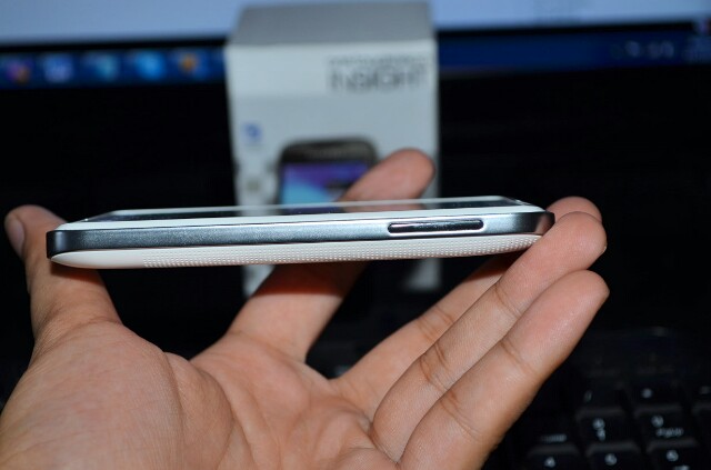 Alcatel Insight 993D Review 2 Alcatel Insight 993D Review 2