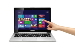 PR ASUS VivoBook S400 front view