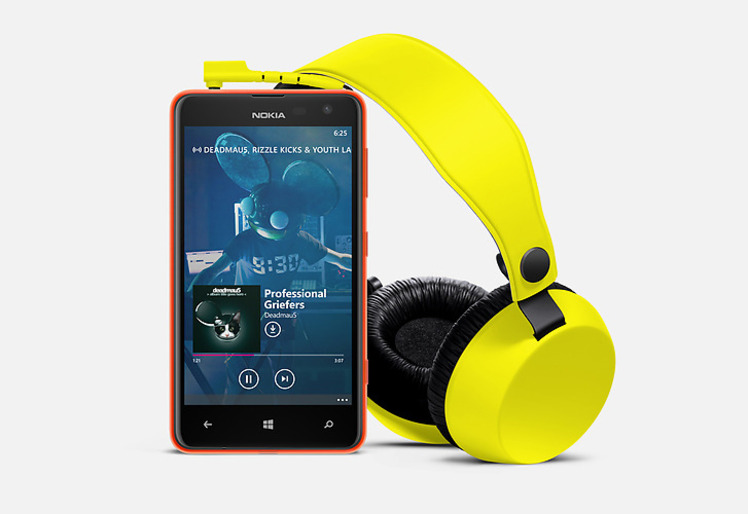 Nokia Lumia 625 Featured