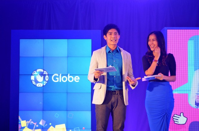 Globe GoUnli30 Robi Domingo and Bianca Gonzales