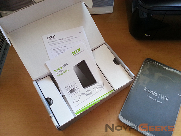 Package of Iconia W4