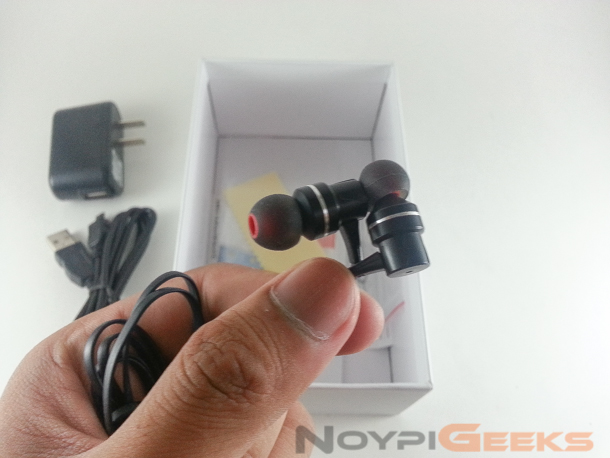 Earphones-Gionee-Elife-E7-Mini