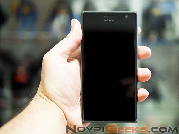Nokia-Lumia-730-Review