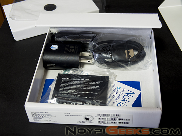 Nokia-Lumia-830-Accessories
