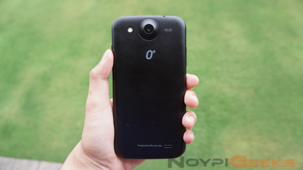 Back cover, camera of O+ Grande