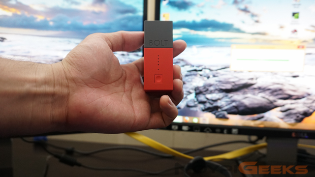 FluxMob Bolt Powerbank Wall Charger - NoypiGeeks