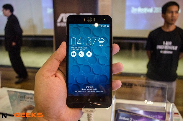 Asus ZenFone Selfie (1)