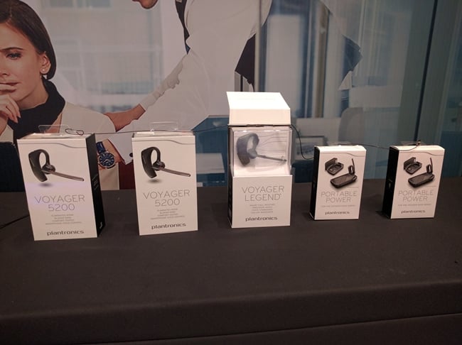 Plantronics-Voyager-5200