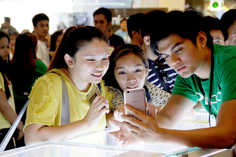 Philippines-Oppo-f1s-selfie-expert-sales
