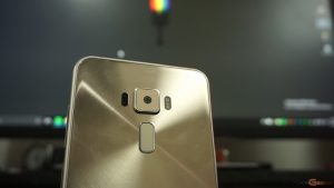 asus-zenfone-3-unboxing-and-first-impressions-5