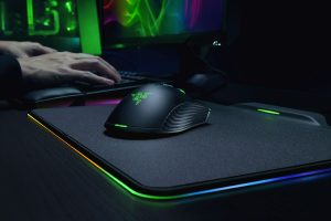 Razer Unveils the Mamba Hyperflux and Firefly Hyperflux at CES 2018