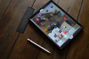 iPad-1839102