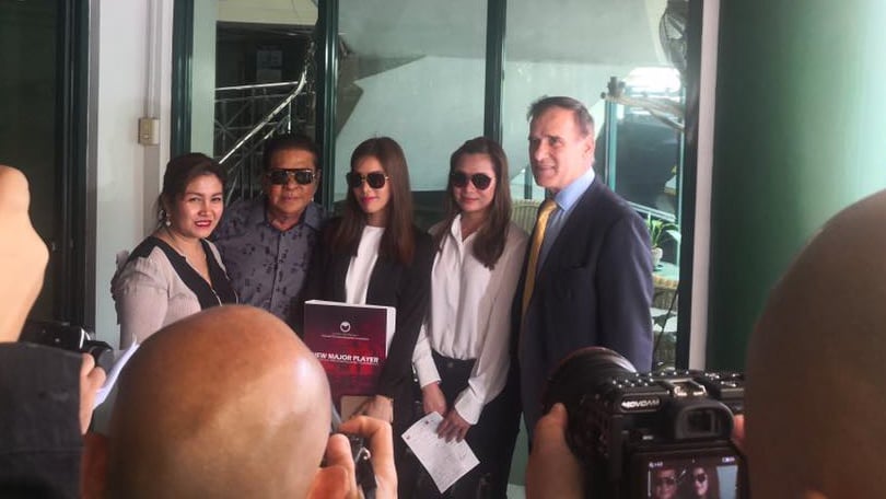 chavit-singson-tierone-communications-join-forces-for-third-telco-bid