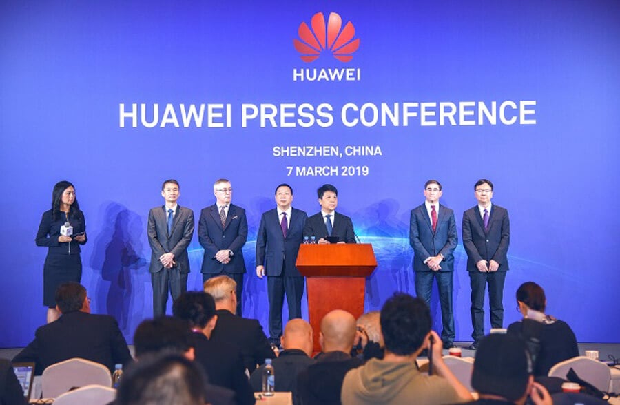 Huawei-suing-US-government