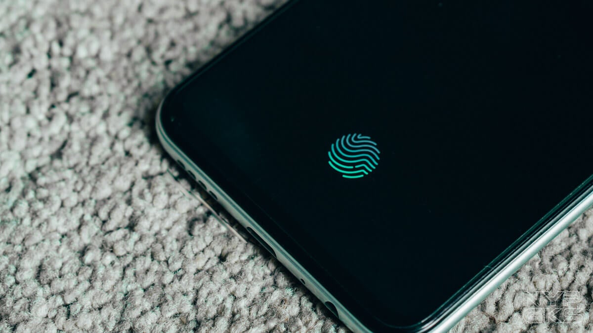 Realme-XT-review-UD-fingerprint