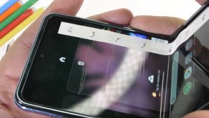 Galaxy-Z-Flip-durability-test