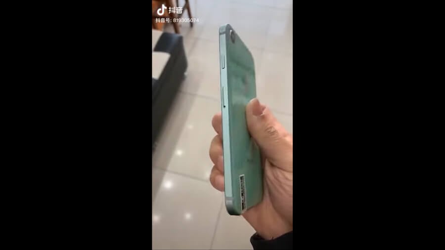 iPhone-9-leaked-hands-on-video-5933
