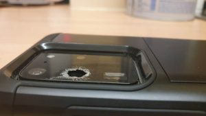 Samsung-Galaxy-S20-Ultra-camera-glass-shattering-NoypiGeeks