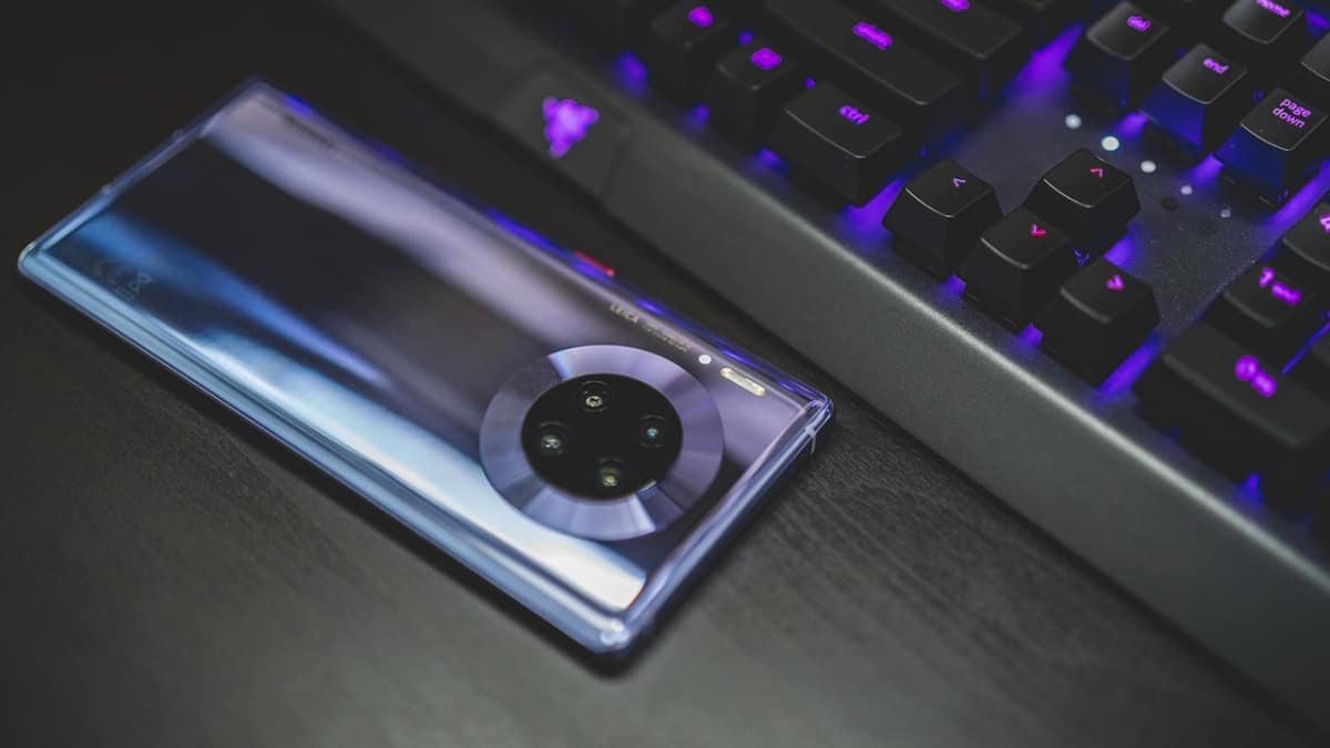 Huawe-Mate-30-Pro-51284