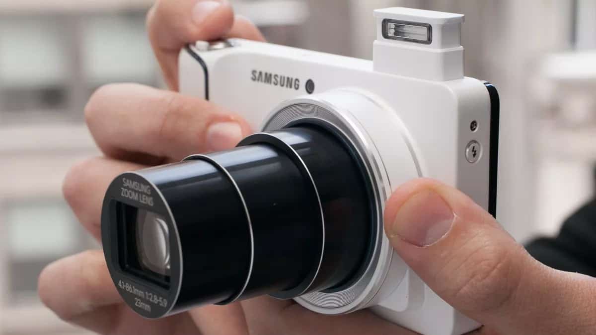 Samsung-Galaxy-Camera-2915