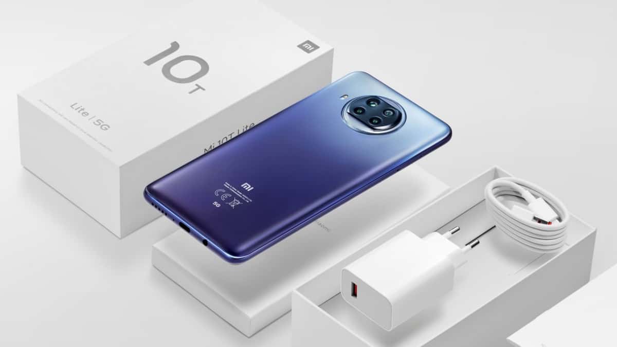 Xiaomi-smartphones-free-charger