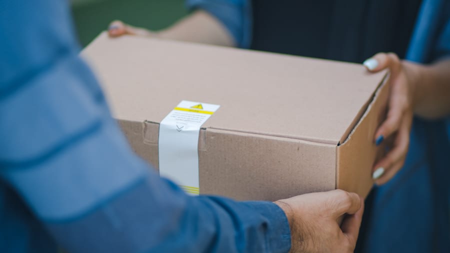 lazada-shopee-urged-reduce-packaging-waste-plastic-use-noypigeeks-5242