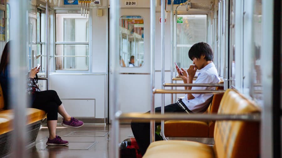 japan-help-people-find-love-funding-ai-matchmaking-noypigeeks