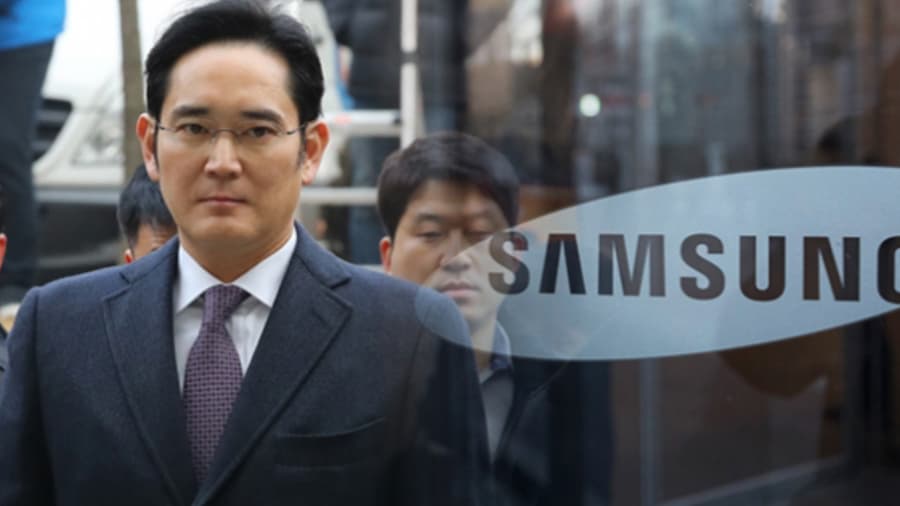samsung-head-2-5-years-prison-bribary-scandal-noypigeeks