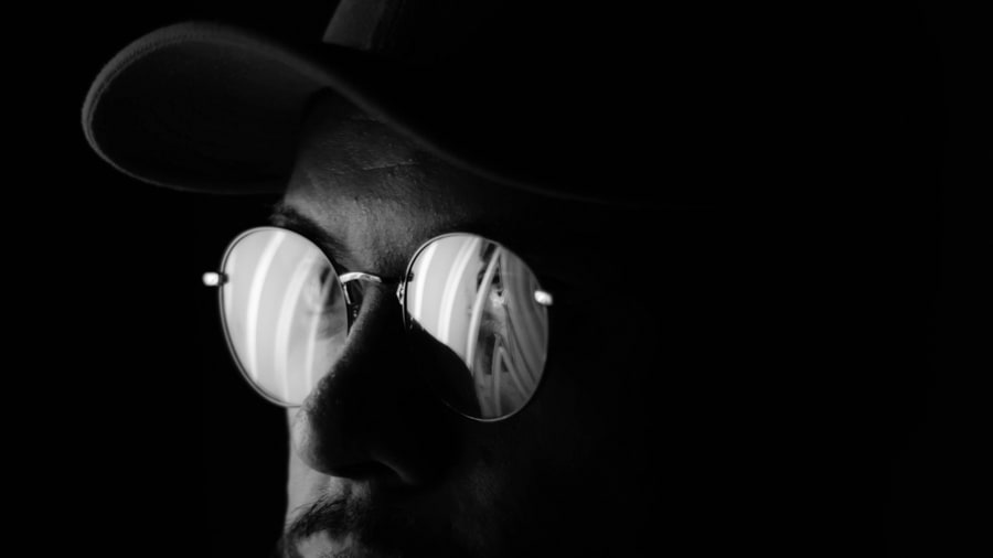 scientists-filter-night-vision-regular-glasses-noypigeeks