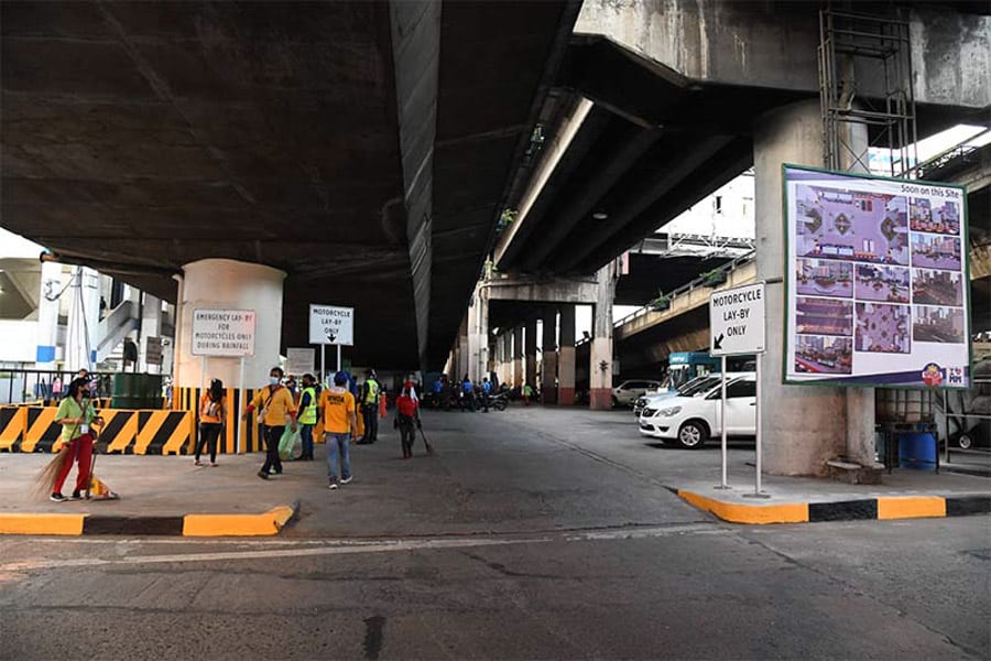 mmda-emergency-lay-by-area-motorcycle-riders-noypigeeks-5420