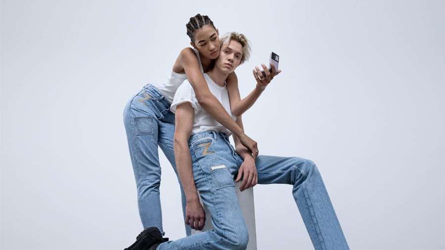 samsung-jeans-pocket-galaxy-z-flip-3-noypigeeks-5121