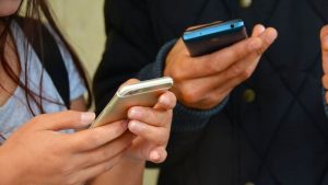 Texting-SMS-4452
