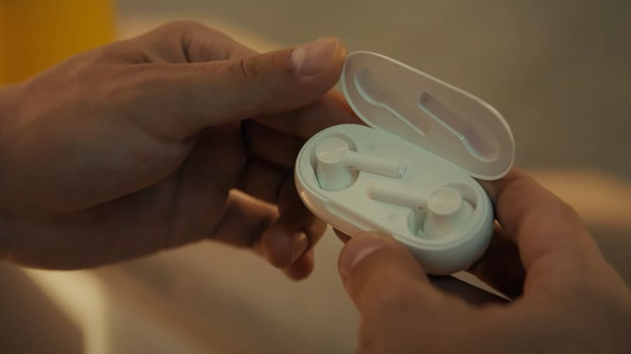 OnePlus-Buds-Z2-NoypiGeeks