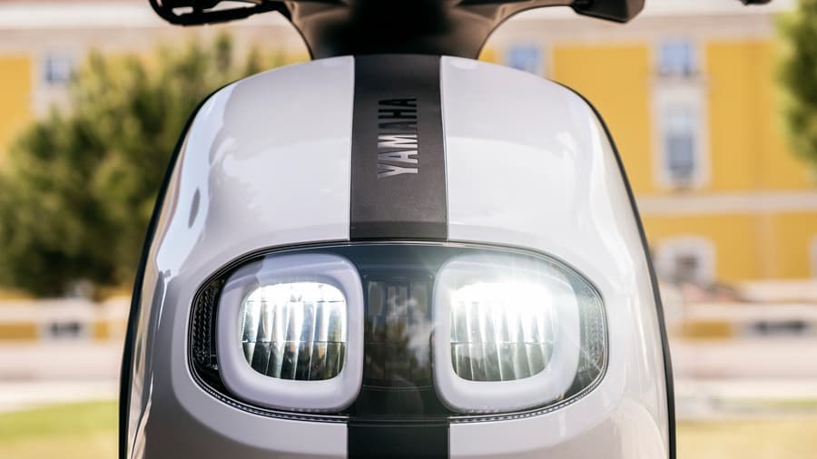 Yamaha-Neo-Electric-Scooter-NoypiGeeks-5831