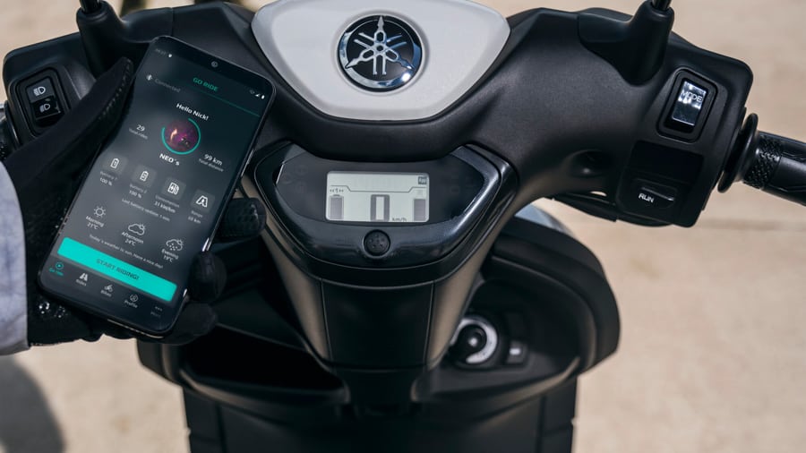Yamaha-Neo-Electric-Scooter-NoypiGeeks-5833