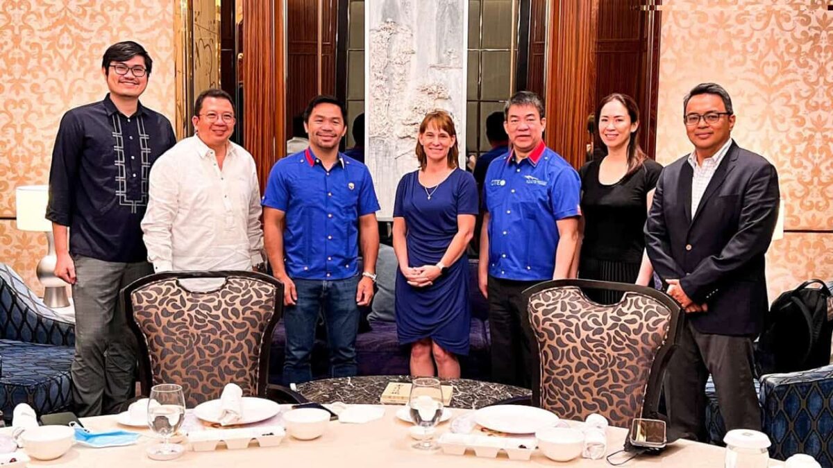 manny-pacquiao-meets-spacex-executives-NoypiGeeks