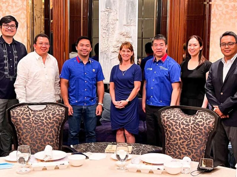 manny-pacquiao-meets-spacex-executives-NoypiGeeks