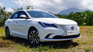Changan-Eado-EV460-NoypiGeeks