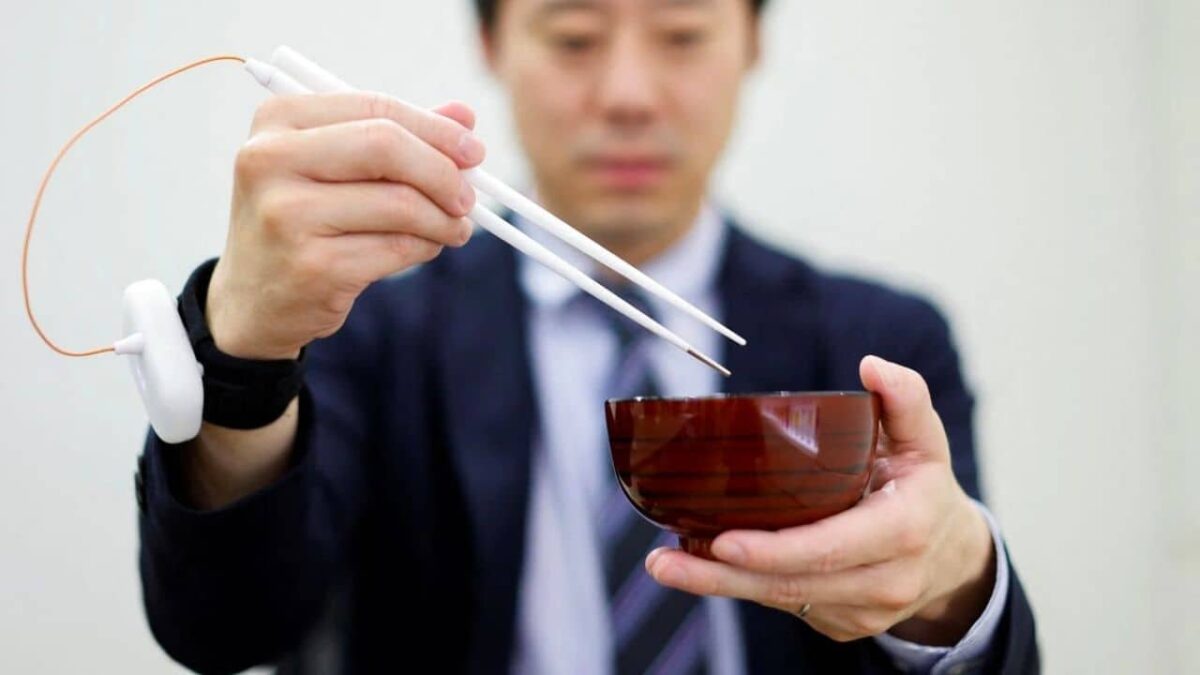 Electric-Chopsticks-8291