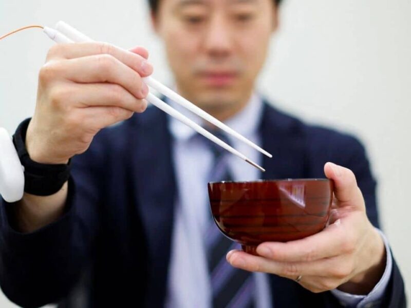 Electric-Chopsticks-8291