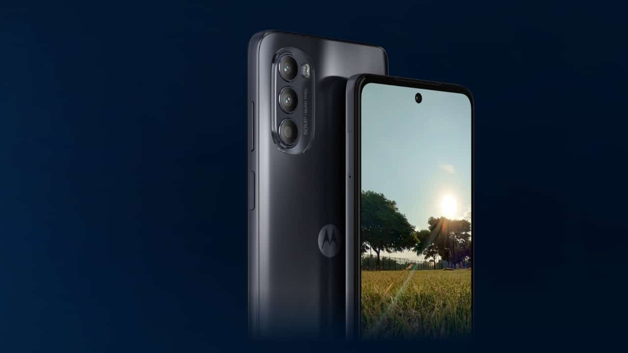Motorola-Moto-G52-Specs-Features-NoypiGeeks