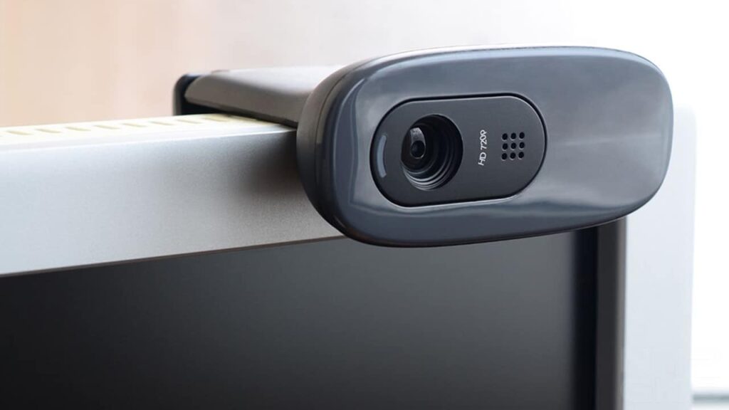 Webcam-security-NoypiGeeks-6541