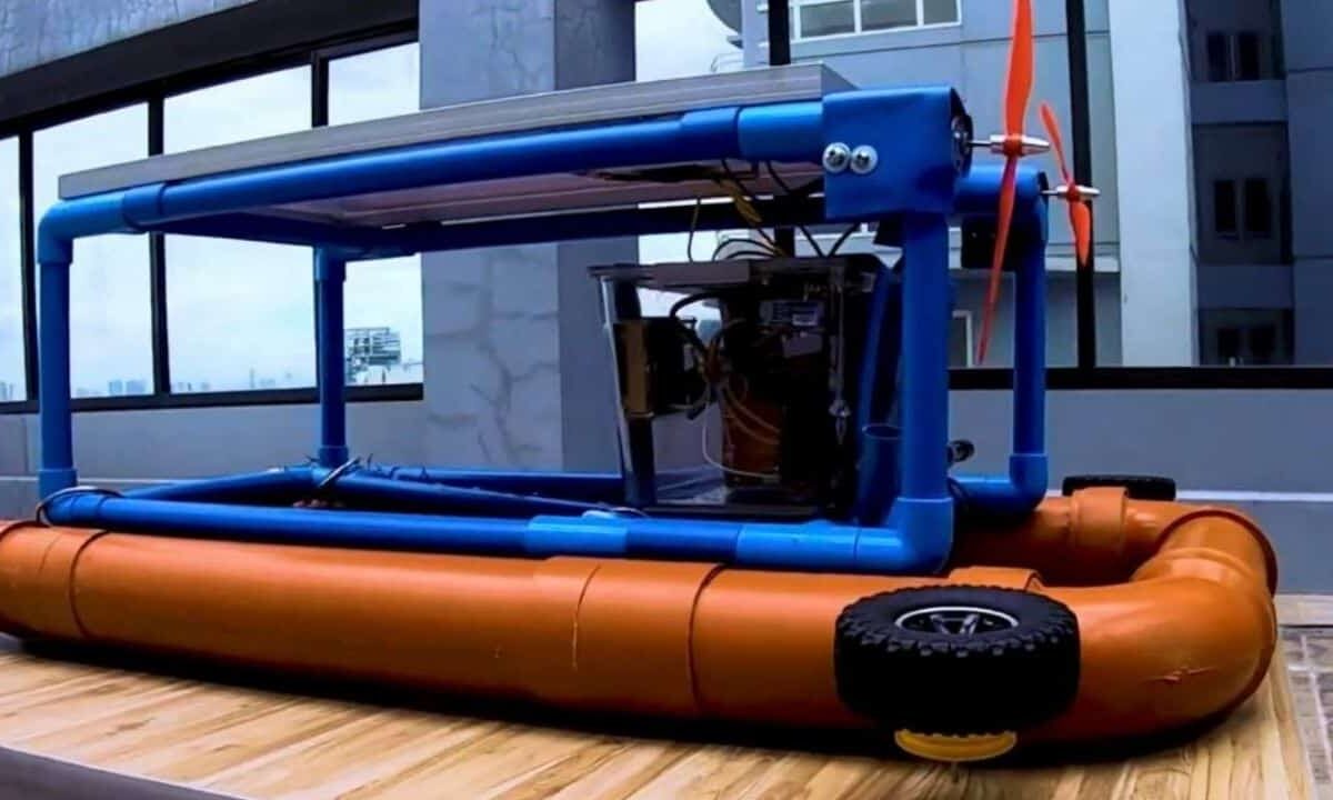 Drone-ocean-waste-collection-pollution-monitoring