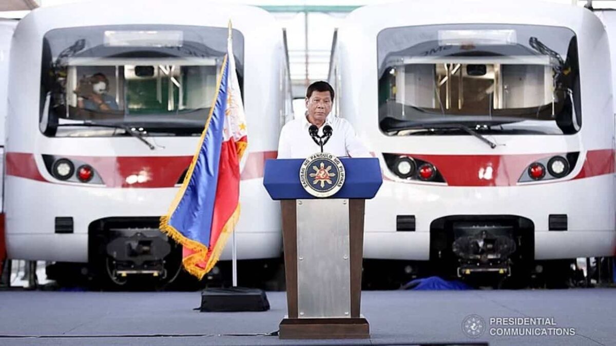 Duterte-MRT-Trains