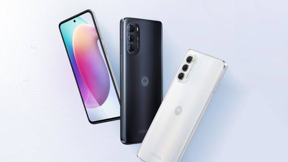 Motorola-Moto-G71s-NoypiGeeks