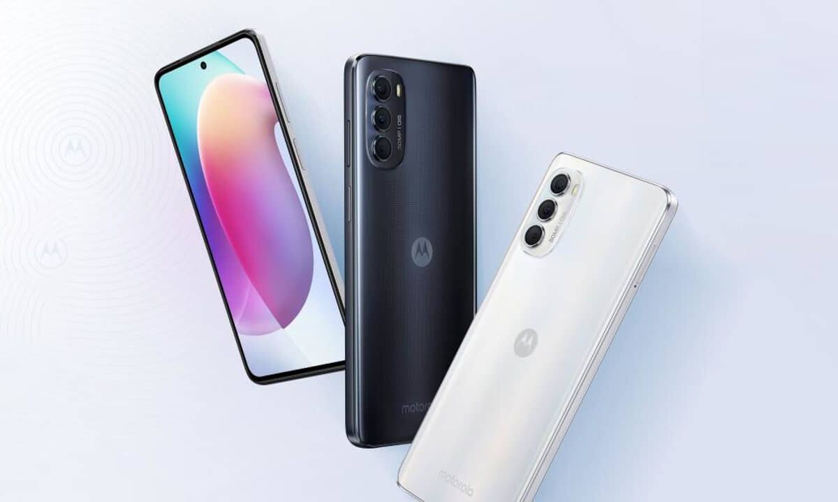 Motorola-Moto-G71s-NoypiGeeks