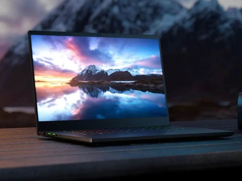 Razer-Blade-15-240hz-OLED-NoypiGeeks