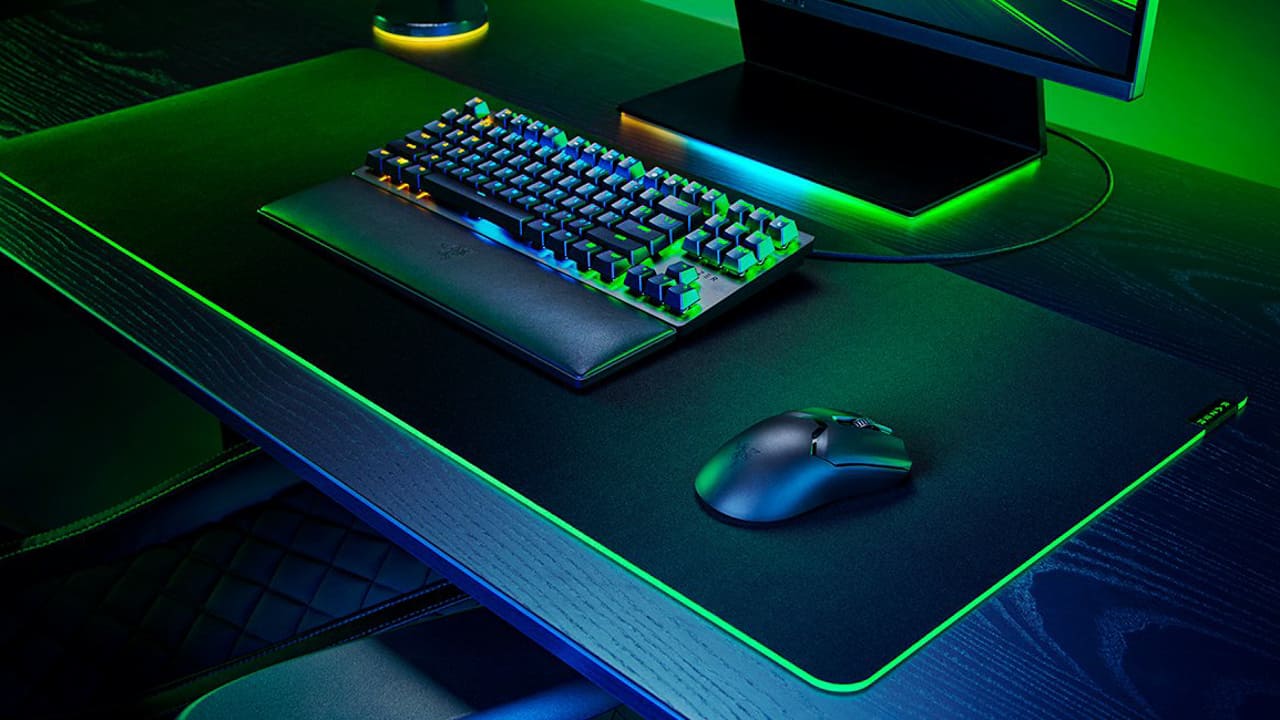 Razer-Viper-V2-Pro-NoypiGeeks